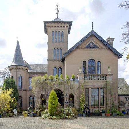 The Retreat Castle Acomodação com café da manhã Bonnyrigg Exterior foto